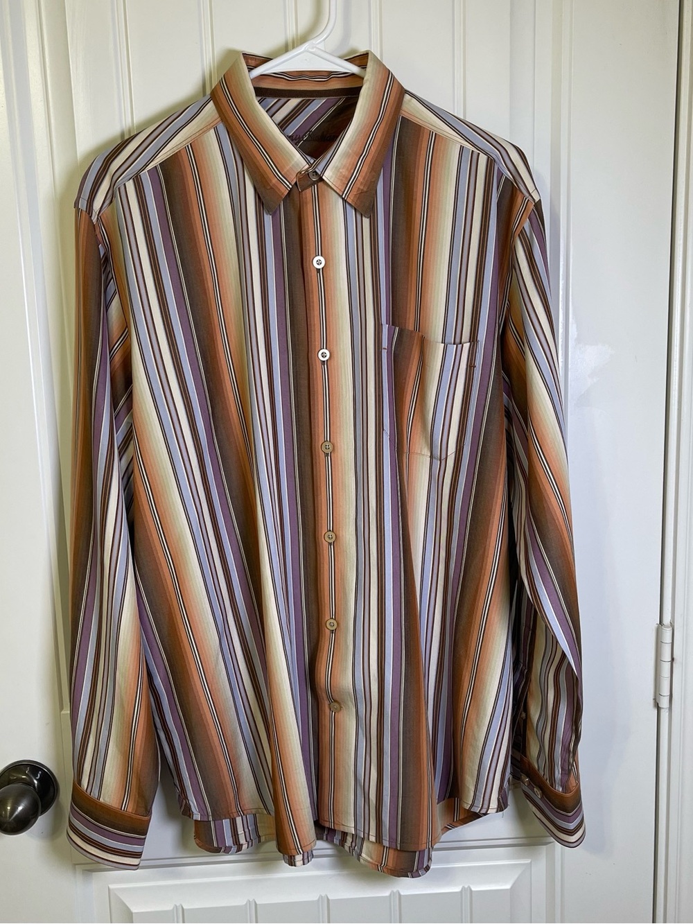 Tommy Bahama Men's Large Silk Tencel Striped
Long Sleeve Button Up Shirt